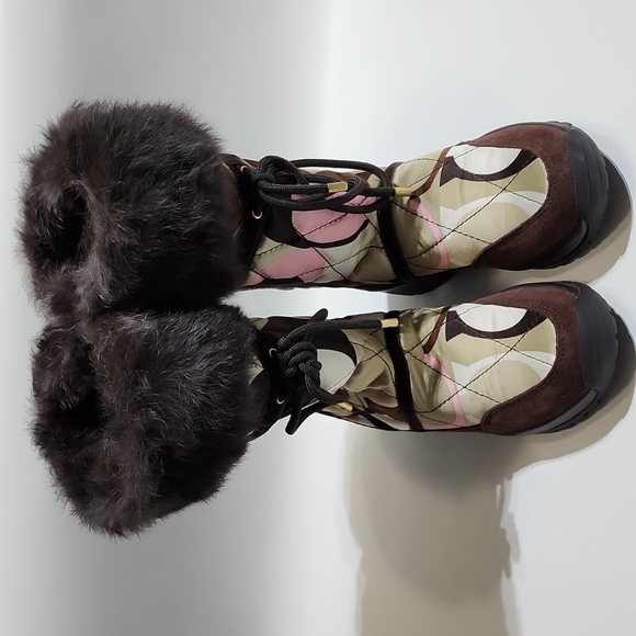COACH SASHA Fur Quilted Multi-color Zippered Boots 5M - Picture 3 of 9